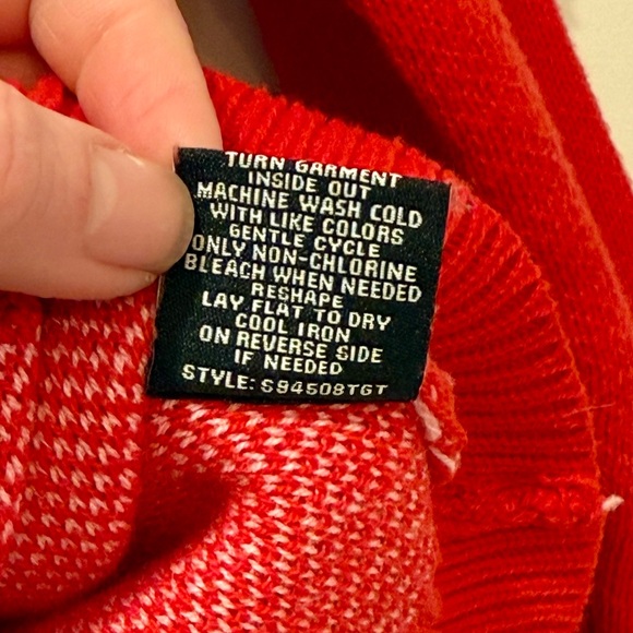 NWOT VALENTINES DAY RED & PINK KNIT CARDIGAN FEAT GLITTER HEART BUTTON DETAILS - Picture 11 of 11